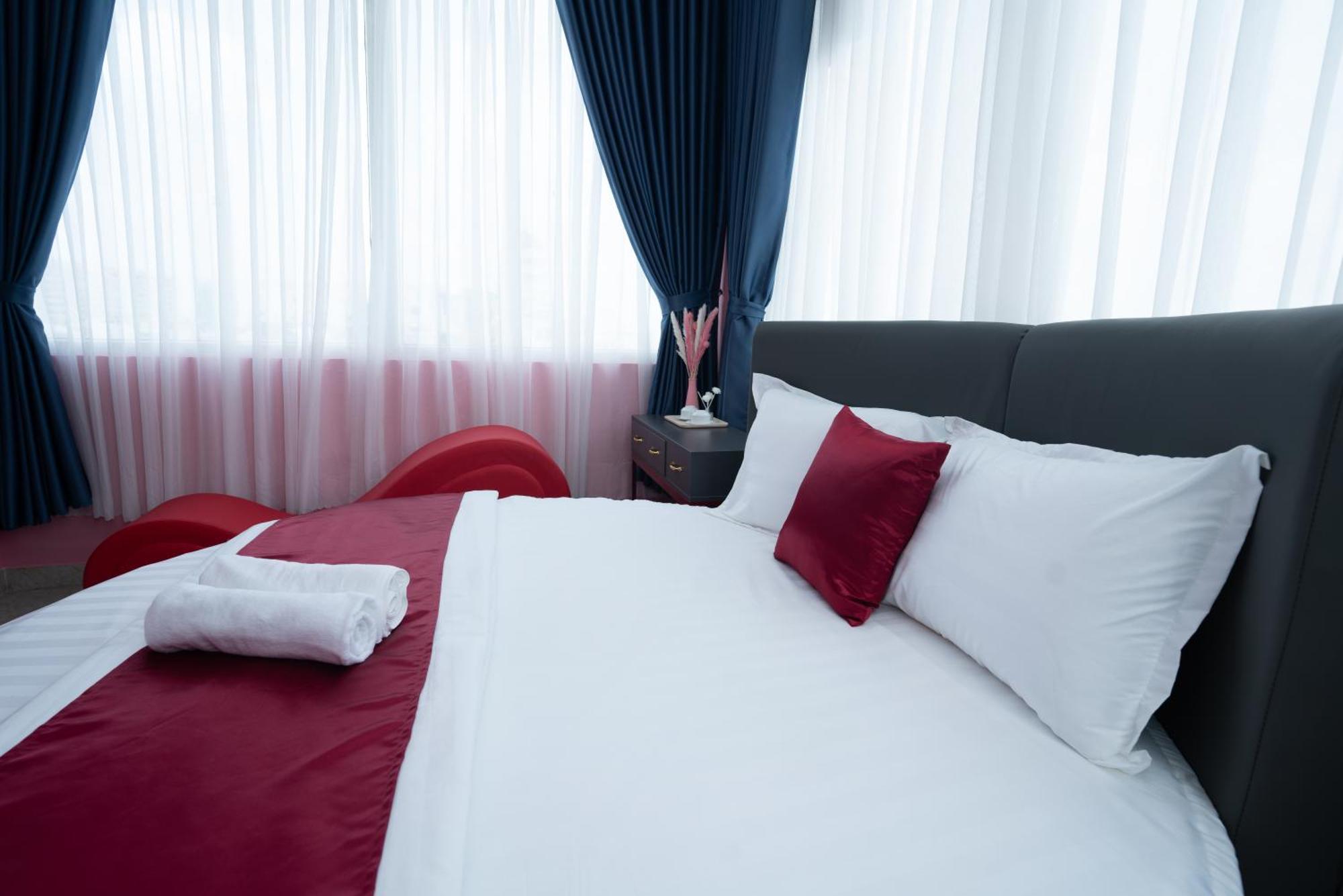 Hotel The Eros Ho Chi Minh City